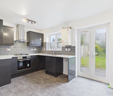 3 bedroom end of terrace house to rent - Photo 6