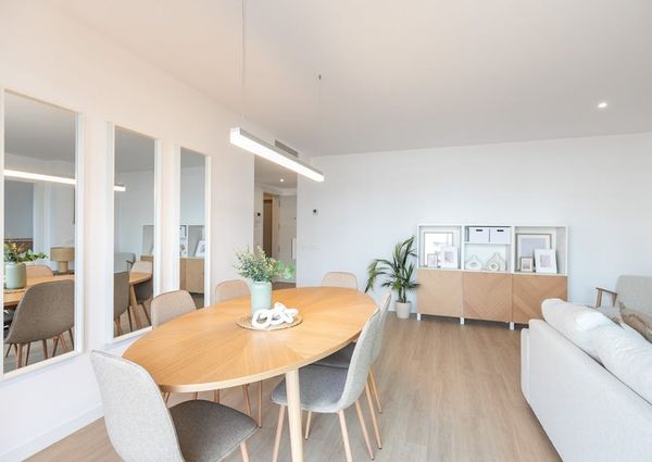 Carrer de Pi i Margall, Badalona, Catalonia 08912