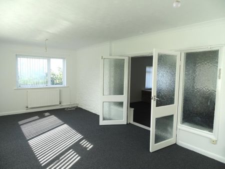 3 bedroom bungalow to rent - Photo 4