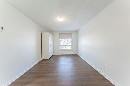 For Lease - 22 Hazelglen Court Unit# Upper level, Brampton, Ontario - Photo 5