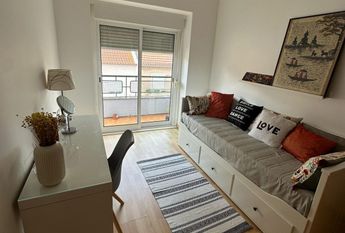 Alugo apartamento ou quartos Cacilhas