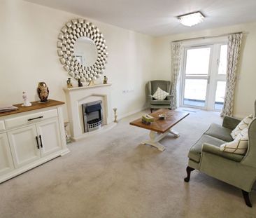 Marsh Road, Pinner, HA5 5PB - Photo 2