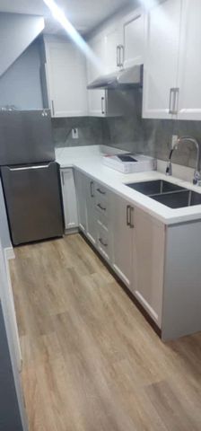 For Lease - 3 Fairlight Street, Brampton, Ontario - Photo 2