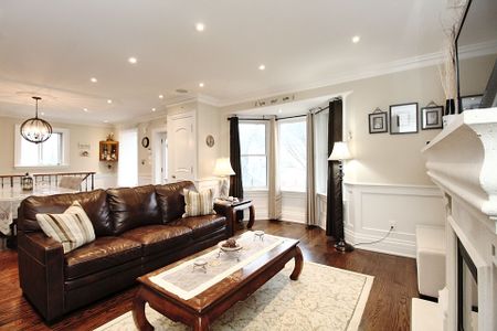 For Lease - 163 Burndale Avenue, Toronto, Ontario - Photo 5