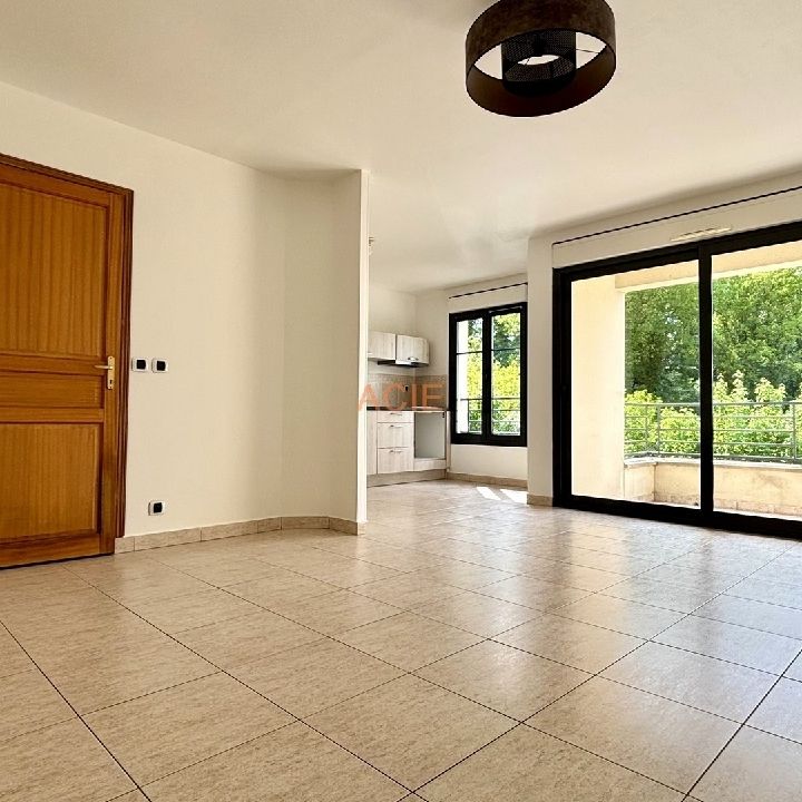Location Appartement 2 pièces 48m² LOUVRES 95380 - Photo 1
