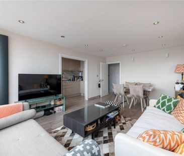 2 bed Apartment for Rent - Photo 2