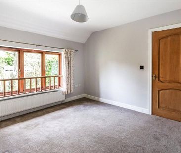 5 bedroom detached house to rent - Photo 5