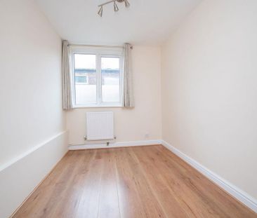 4 bedroom maisonette to rent - Photo 2