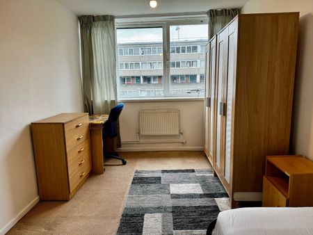 Room in a Shared Flat, Latimer, SE17 - Photo 2