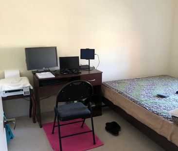 For Lease - 6 Baffin Crescent, Brampton, Ontario - Photo 5