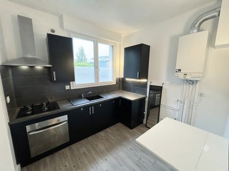 Location Appartement 2 pièces 49m² - Photo 4