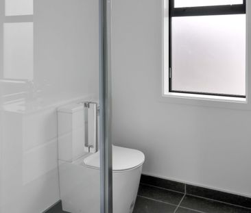 3 Bedroom Townhouse - Photo 4