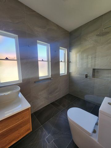 NEAT & TIDY HOME - Photo 4