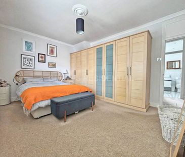Price £2,750 pcm - Available 01/07/2026 - Unfurnished - Photo 6