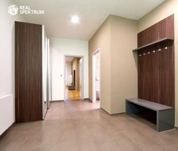 Pronájem nadstandardního bytu 3+kk s klimatizací a balkonem, 82 m - Photo 4