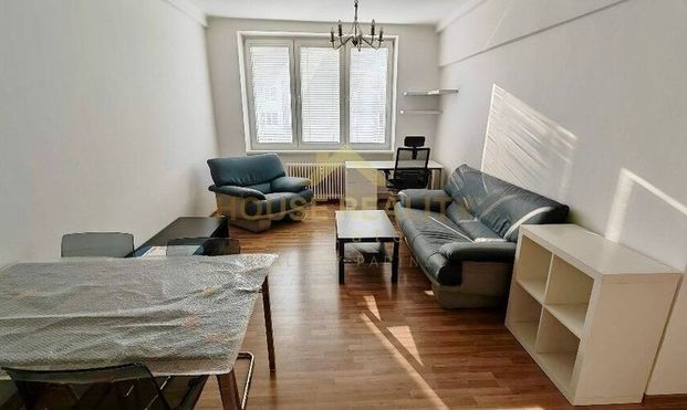 Pekný zrekonštruovaný 2 izbový byt, Pekná cesta, Bratislava III. Rača - Photo 1