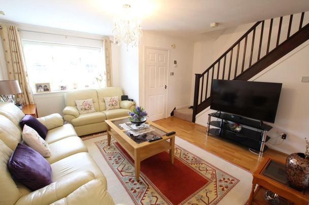 Bloomfield Close, Woking, Surrey, GU21 - Photo 1
