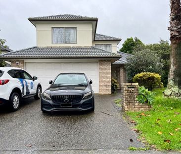 Beautiful 4 Bedroom House in East Tamaki Heights - Photo 1