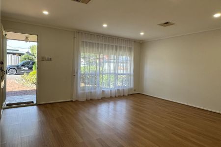 Spacious Family Home in Peaceful, Convenient Location! - Photo 2