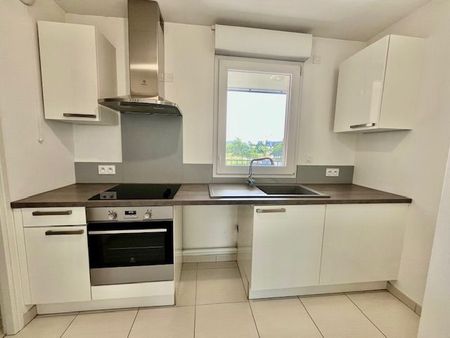 Location Appartement 2 pièces 49m² ST ANDRE LES VERGERS 10120 - Photo 4