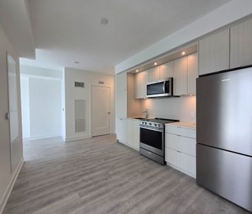 For Lease - 60 Central Park Parkway Unit# 2110, Toronto, Ontario - Photo 5