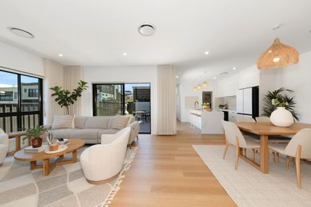 Stunning Family Home in Whitlam - Photo 3