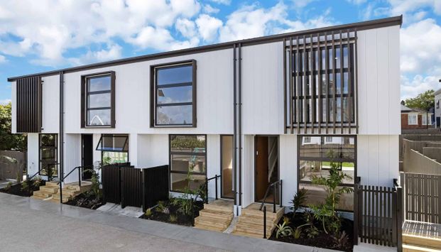 Modern 3-Bedroom Home with Ensuite & Parking in Prime St Lukes Location - Photo 1