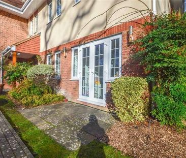 Woodham Place, Sheerwater Road, Woodham, Surrey, KT15 - Photo 5