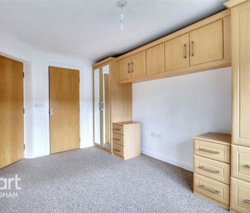 2 bedroom flat to rent - Photo 3