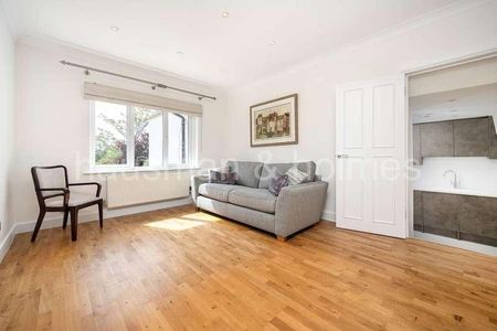 Finchley Road, Finchley Road, NW11 - Photo 2