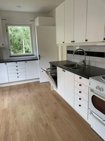 Stockholmsvägen, Örkelljunga - Photo 3