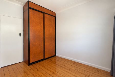 Modern 3 bedroom Home - Photo 4