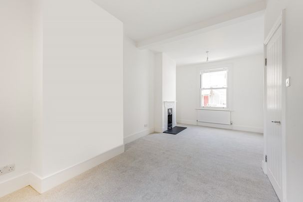 Besley Street, Streatham, London, SW16 - Photo 1