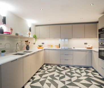 Studio Flat, Augustus Road, SW19 - Photo 6