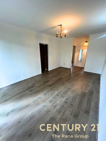 Spacious Two-Bedroom Unit in Prime Harris Park Location - Photo 2