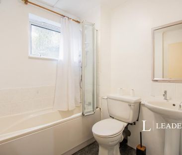 1 bedroom flat to rent - Photo 6