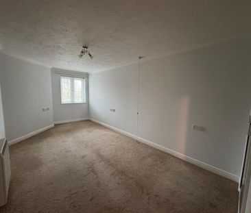 1 bed Apartment for Rent - Photo 5