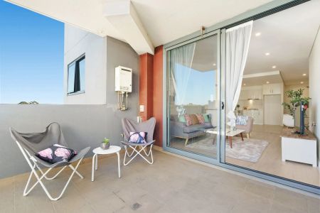 Modern two bedroom apartment in convenient Strathfield location - Photo 5