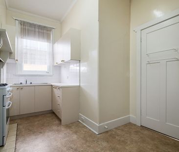 3/23 Sandham Street, Elsternwick VIC 3185 - Villa For Rent | Domain - Photo 4