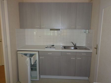 Location Appartement 2 pièces 51m² - Photo 3