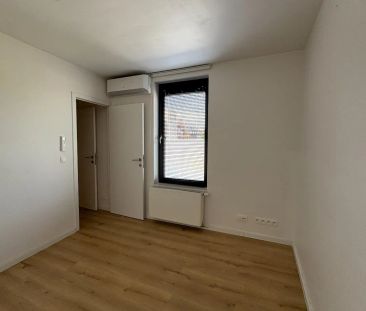 Woning te huur met 3 slpks en binnenkoer te Halle - Photo 4