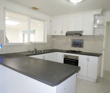 CONVIENIENCE and PRIVATE - Photo 4