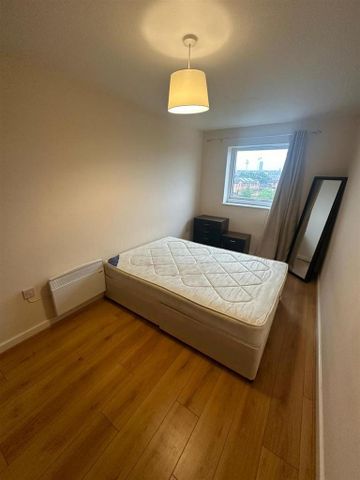 2 bedroom apartment to rent - Photo 5