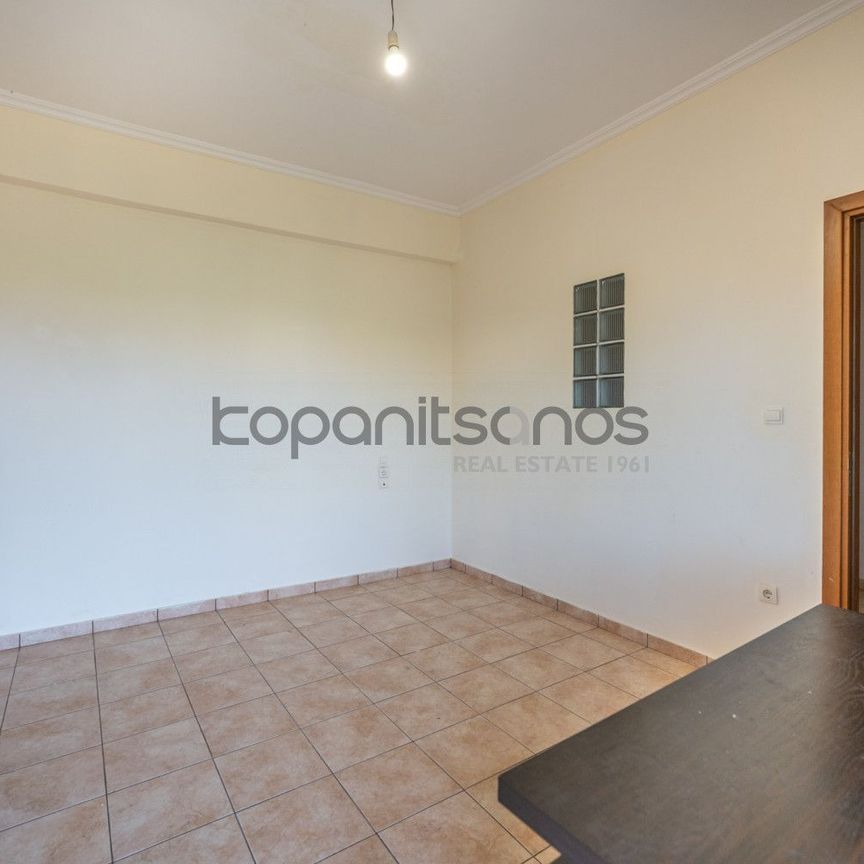 Studio/Γκαρσονιέρα για ενοικίαση Προάστιο (Πάτρα) - Photo 1