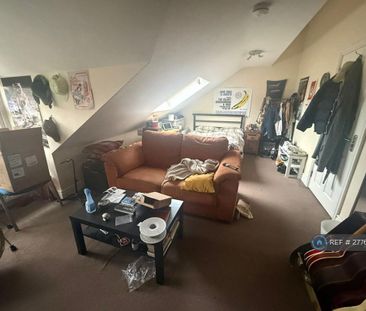 6 bedroom semi-detached house to rent - Photo 5