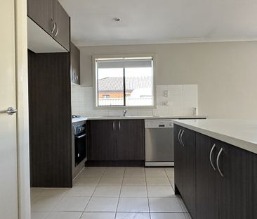 19 Grampians Parade, Shepparton North VIC 3631 - Photo 5