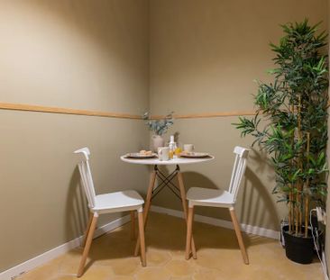 Carrer dAragó, Barcelona, Catalonia 08011 - Photo 1