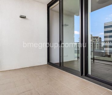 Stylish & Spacious 2-Bedroom Apartment in the Heart of Hurstville - Photo 5