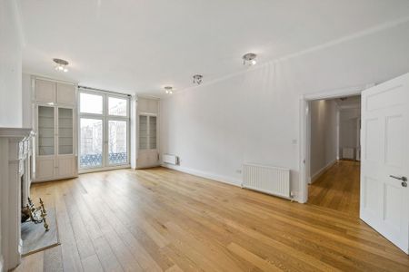 3 bedroom flat to rent - Photo 2