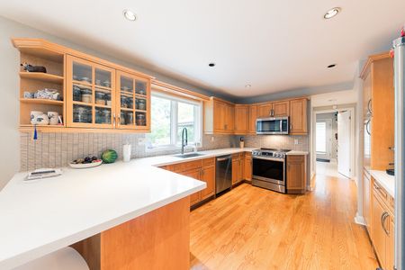 For Lease - 1290 Braeside Drive, Oakville, Ontario - Photo 5